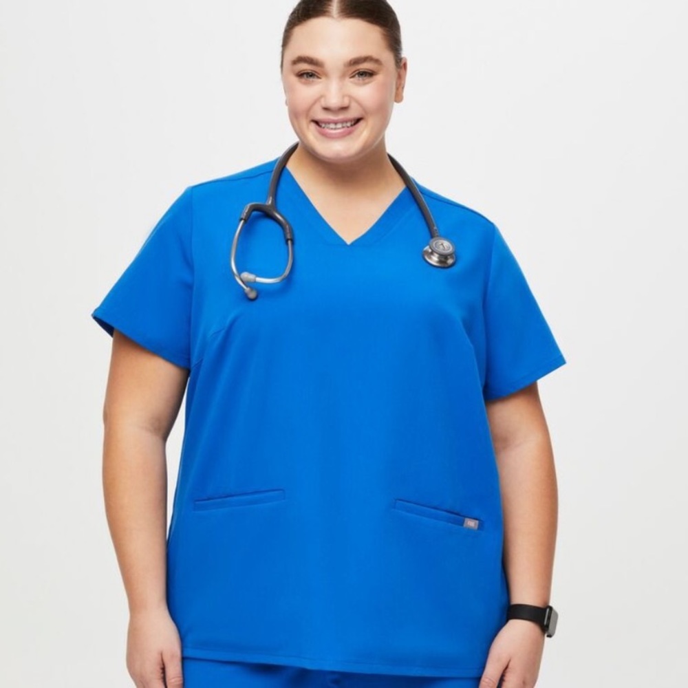 Women’s Figs Casma Top